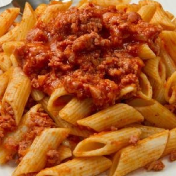 Pasta con salsa bolognesa / Carbonara
